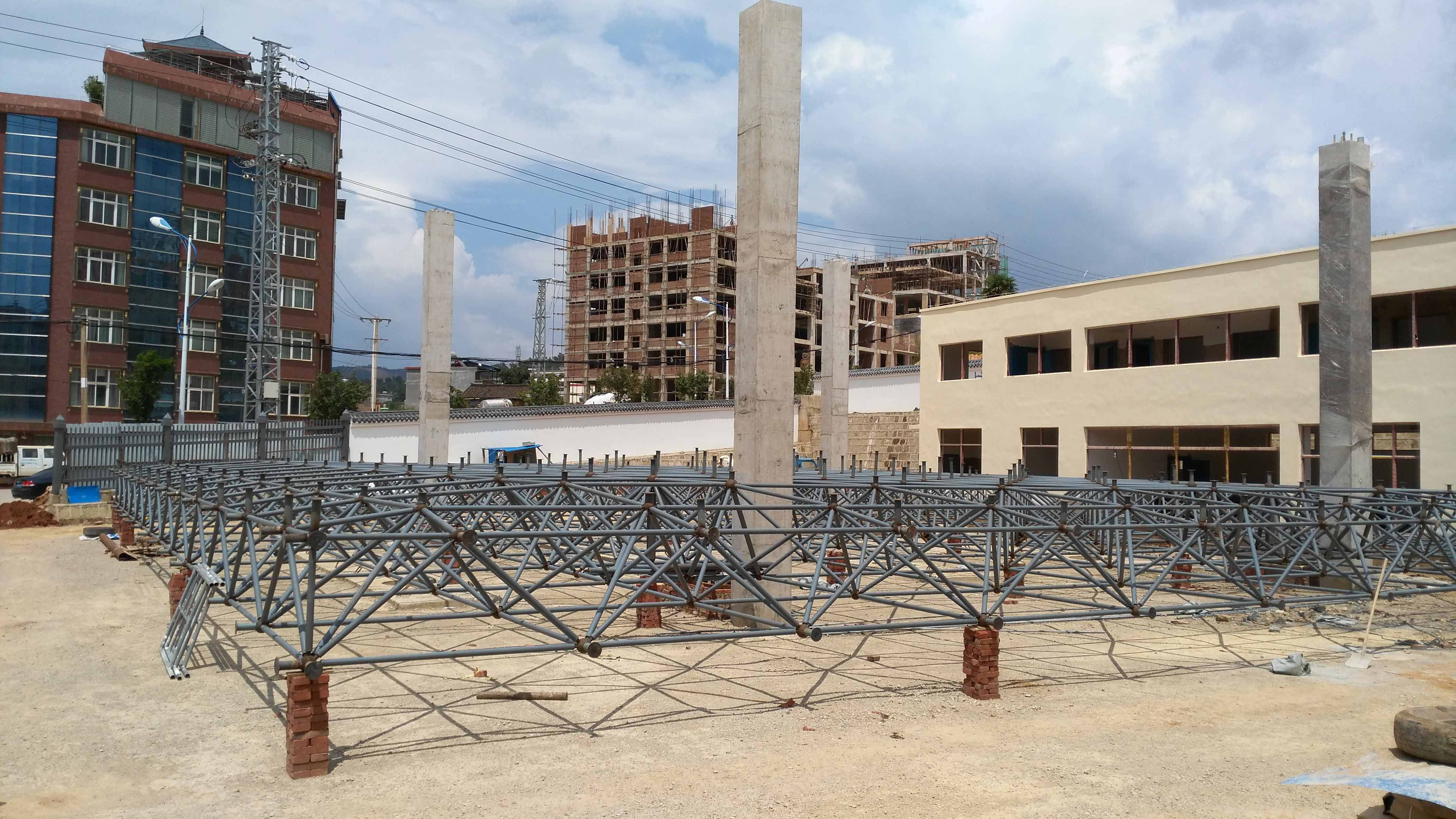 崇州小型加油站网架